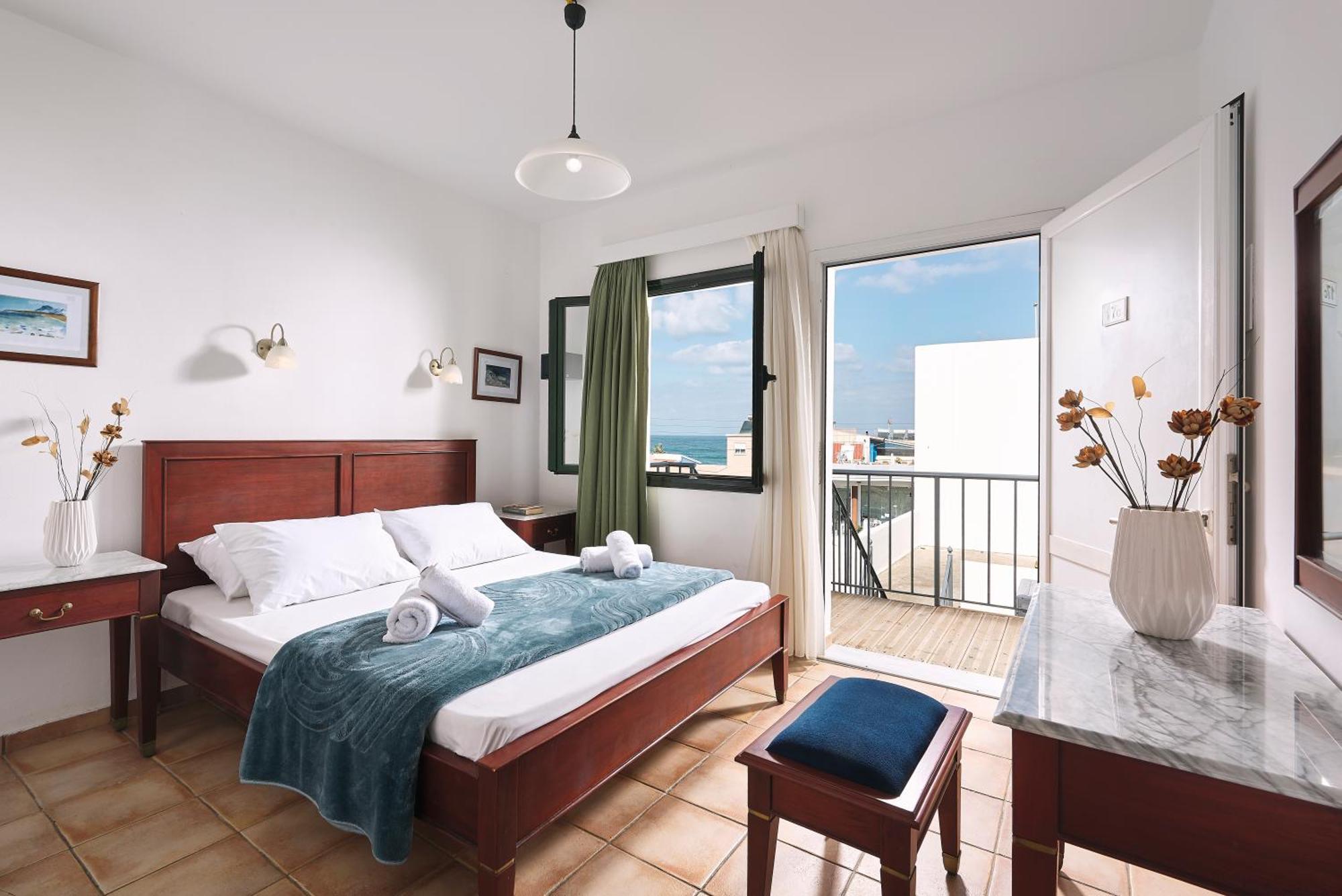 Agia Marina Eva Suites & Apartments חדר תמונה