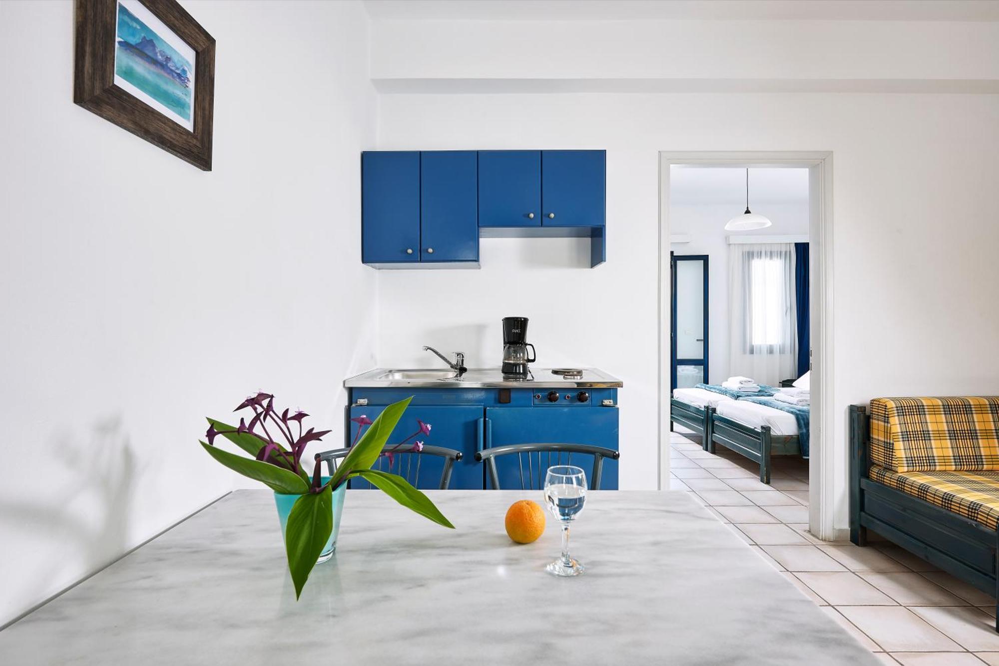 Agia Marina Eva Suites & Apartments חדר תמונה
